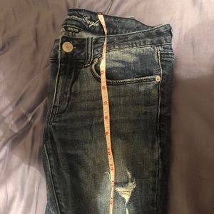AE Distress Skinny jeans